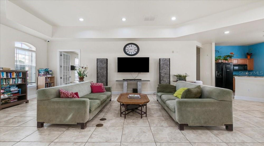 DAVENPORT, Florida 33896, 3 Bedrooms Bedrooms, ,2 BathroomsBathrooms,Residential,For Sale,TERRACE RIDGE,0,MFRO6431340