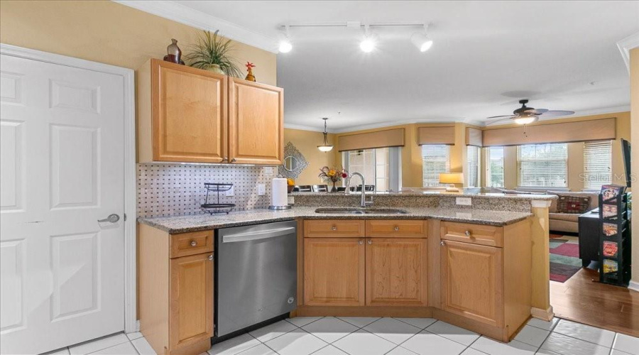 DAVENPORT, Florida 33896, 3 Bedrooms Bedrooms, ,2 BathroomsBathrooms,Residential,For Sale,TERRACE RIDGE,0,MFRO6431340