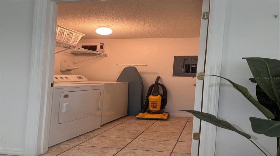 KISSIMMEE, Florida 34746, 3 Bedrooms Bedrooms, ,2 BathroomsBathrooms,Residential,For Sale,PARK RIDGE,0,MFRO6432121
