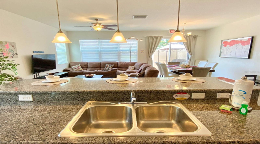 KISSIMMEE, Florida 34746, 4 Bedrooms Bedrooms, ,3 BathroomsBathrooms,Residential,For Sale,TOCOA,0,MFRO6429820