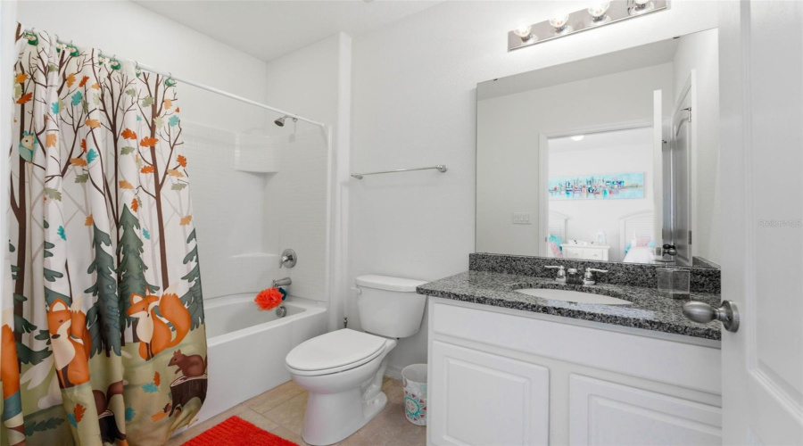 Ensuite / twin room 1