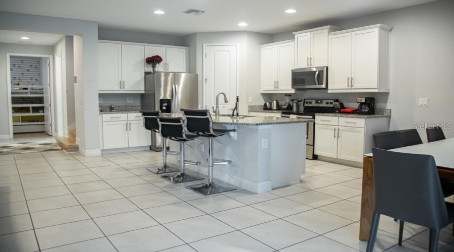 KISSIMMEE, Florida 34747, 4 Bedrooms Bedrooms, ,3 BathroomsBathrooms,Residential,For Sale,MARKER,0,MFRO6329689