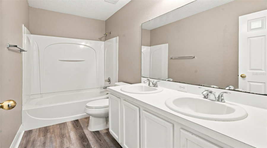 KISSIMMEE, Florida 34746, 3 Bedrooms Bedrooms, ,2 BathroomsBathrooms,Residential,For Sale,PHILADELPHIA,0,MFRO6432170