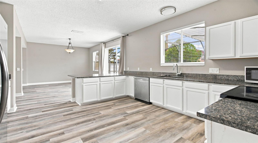 KISSIMMEE, Florida 34746, 3 Bedrooms Bedrooms, ,2 BathroomsBathrooms,Residential,For Sale,PHILADELPHIA,0,MFRO6432170