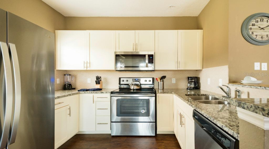 KISSIMMEE, Florida 34747, 4 Bedrooms Bedrooms, ,3 BathroomsBathrooms,Residential,For Sale,CUPID,0,MFRO6431279