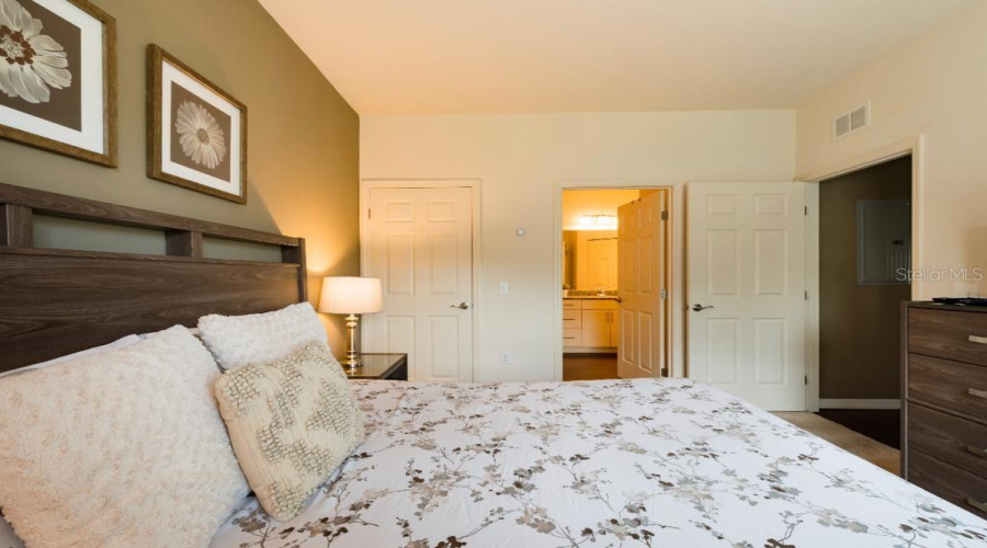 KISSIMMEE, Florida 34747, 4 Bedrooms Bedrooms, ,3 BathroomsBathrooms,Residential,For Sale,CUPID,0,MFRO6431279