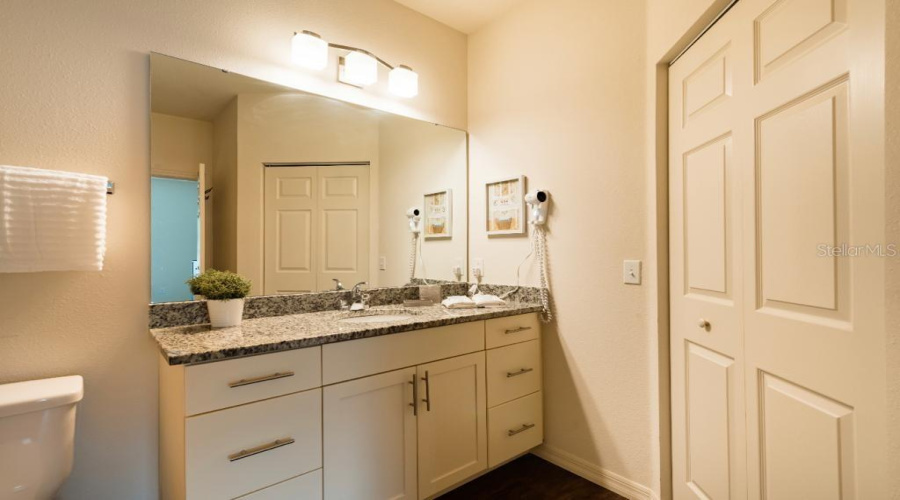 KISSIMMEE, Florida 34747, 4 Bedrooms Bedrooms, ,3 BathroomsBathrooms,Residential,For Sale,CUPID,0,MFRO6431279