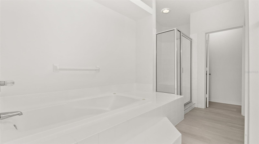 DAVENPORT, Florida 33897, 4 Bedrooms Bedrooms, ,3 BathroomsBathrooms,Residential,For Sale,ORCHID,0,MFRO6432216