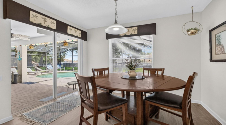 Kissimmee, Florida 34747, 5 Bedrooms Bedrooms, ,5 Bathroomsbathrooms,Residential,For Sale,Teascone,0,Mfrs5154949
