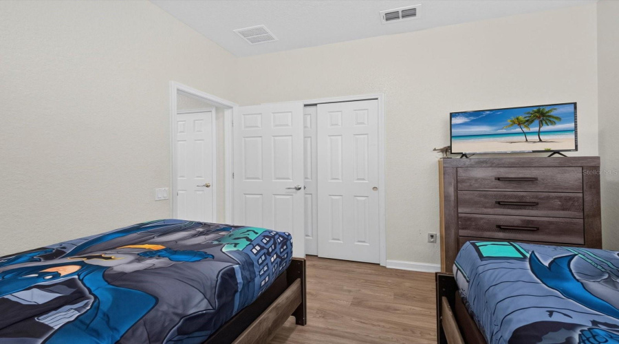 Kissimmee, Florida 34747, 5 Bedrooms Bedrooms, ,5 Bathroomsbathrooms,Residential,For Sale,Teascone,0,Mfrs5154949