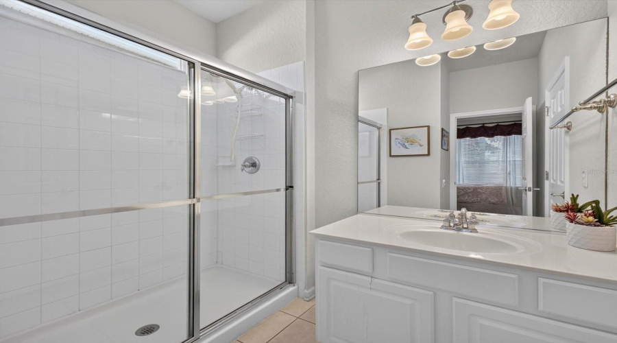 Kissimmee, Florida 34747, 5 Bedrooms Bedrooms, ,5 Bathroomsbathrooms,Residential,For Sale,Teascone,0,Mfrs5154949