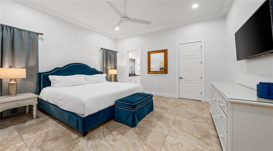 Kissimmee, Florida 34747, 11 Bedrooms Bedrooms, ,12 Bathroomsbathrooms,Residential,For Sale,Muirfield,0,Mfro6432324
