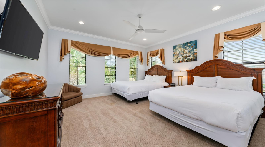 Kissimmee, Florida 34747, 11 Bedrooms Bedrooms, ,12 Bathroomsbathrooms,Residential,For Sale,Muirfield,0,Mfro6432324