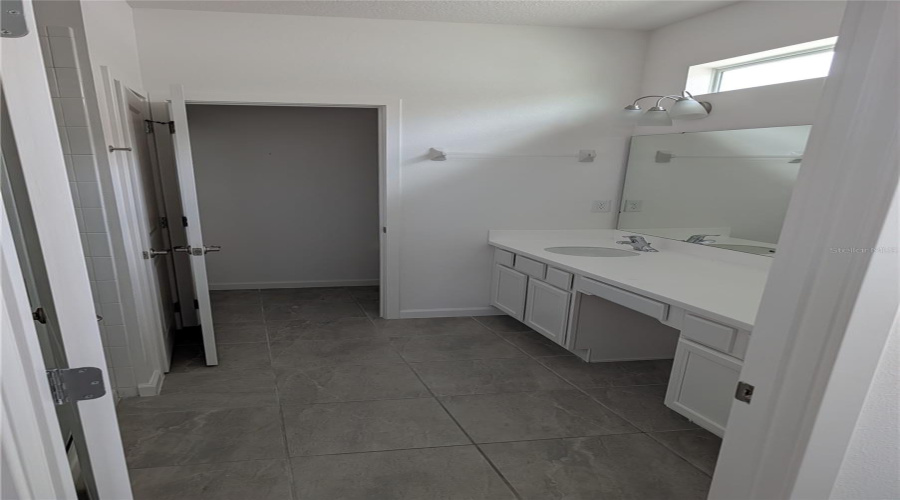 KISSIMMEE, Florida 34746, 6 Bedrooms Bedrooms, ,8 BathroomsBathrooms,Residential,For Sale,MARCELLO,0,MFRS5155280