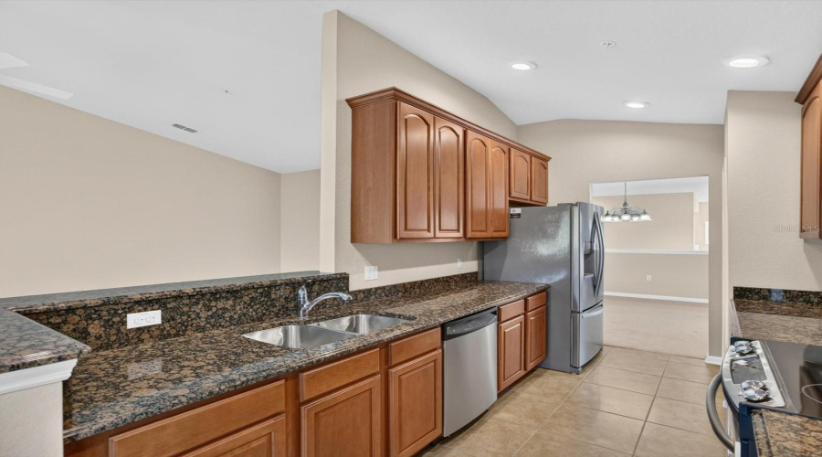 DAVENPORT, Florida 33896, 2 Bedrooms Bedrooms, ,2 BathroomsBathrooms,Residential,For Sale,BELLA CARA,0,MFRO6431684