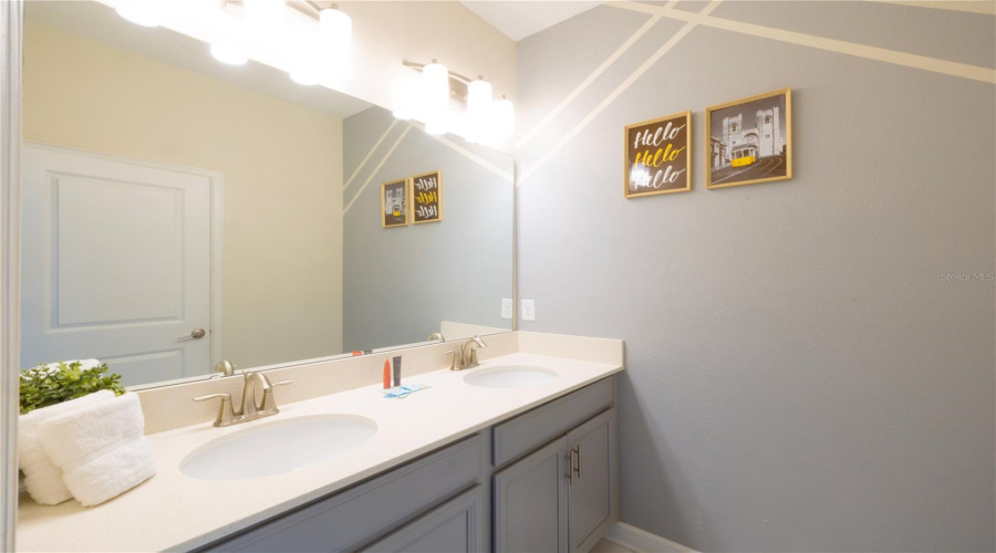 DAVENPORT, Florida 33896, 5 Bedrooms Bedrooms, ,4 BathroomsBathrooms,Residential,For Sale,OCEAN COURSE,0,MFRO6432403
