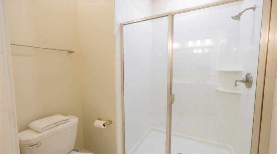 DAVENPORT, Florida 33896, 5 Bedrooms Bedrooms, ,4 BathroomsBathrooms,Residential,For Sale,OCEAN COURSE,0,MFRO6432403