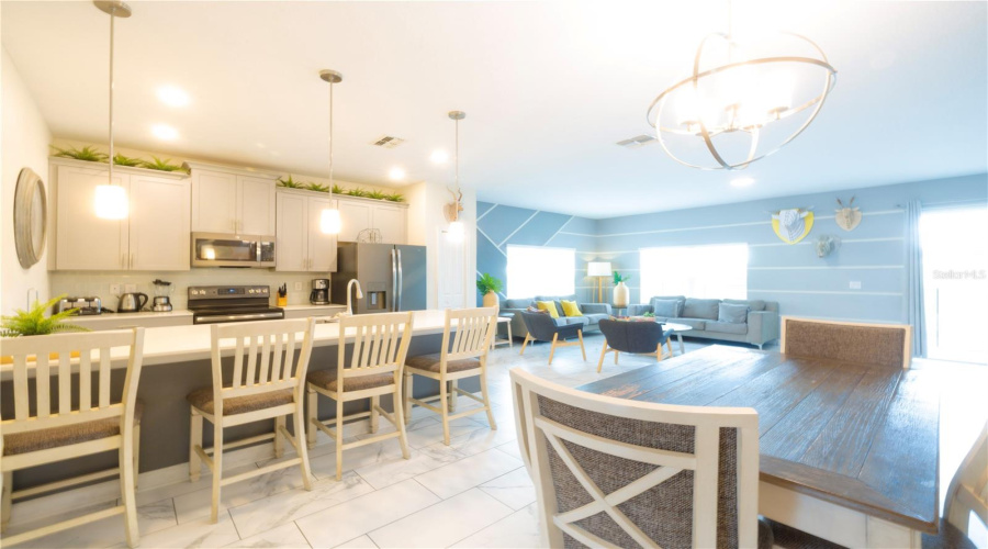DAVENPORT, Florida 33896, 5 Bedrooms Bedrooms, ,4 BathroomsBathrooms,Residential,For Sale,OCEAN COURSE,0,MFRO6432403