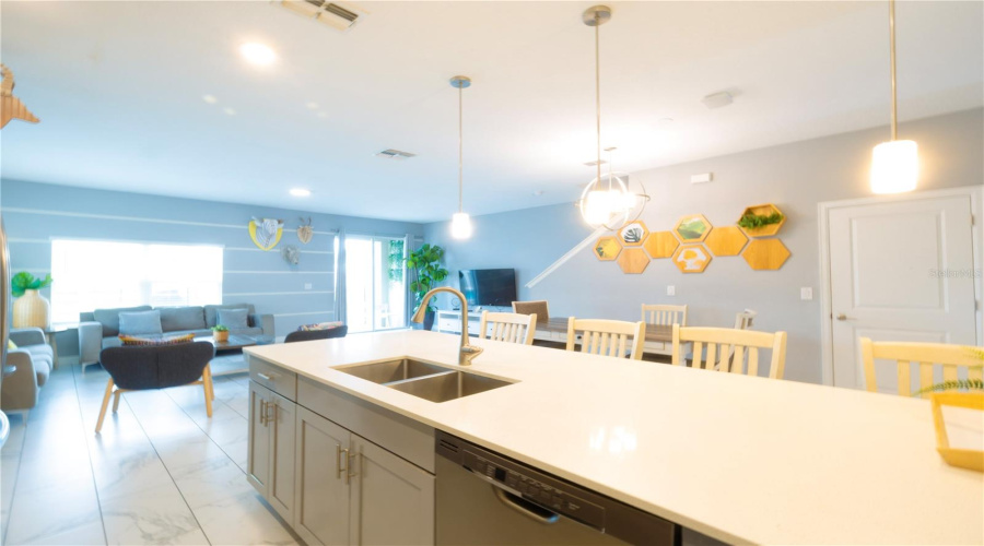 DAVENPORT, Florida 33896, 5 Bedrooms Bedrooms, ,4 BathroomsBathrooms,Residential,For Sale,OCEAN COURSE,0,MFRO6432403