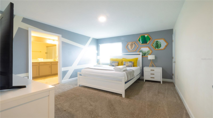 DAVENPORT, Florida 33896, 5 Bedrooms Bedrooms, ,4 BathroomsBathrooms,Residential,For Sale,OCEAN COURSE,0,MFRO6432403