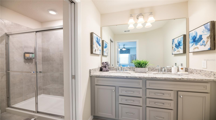 DAVENPORT, Florida 33897, 7 Bedrooms Bedrooms, ,5 BathroomsBathrooms,Residential,For Sale,LANA,0,MFRS5141140