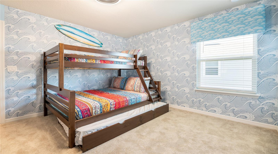 DAVENPORT, Florida 33897, 7 Bedrooms Bedrooms, ,5 BathroomsBathrooms,Residential,For Sale,LANA,0,MFRS5141140