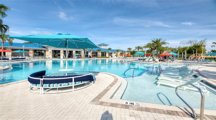 DAVENPORT, Florida 33897, 7 Bedrooms Bedrooms, ,5 BathroomsBathrooms,Residential,For Sale,LANA,0,MFRS5141140