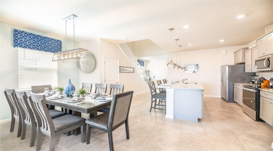 DAVENPORT, Florida 33897, 7 Bedrooms Bedrooms, ,5 BathroomsBathrooms,Residential,For Sale,LANA,0,MFRS5141140