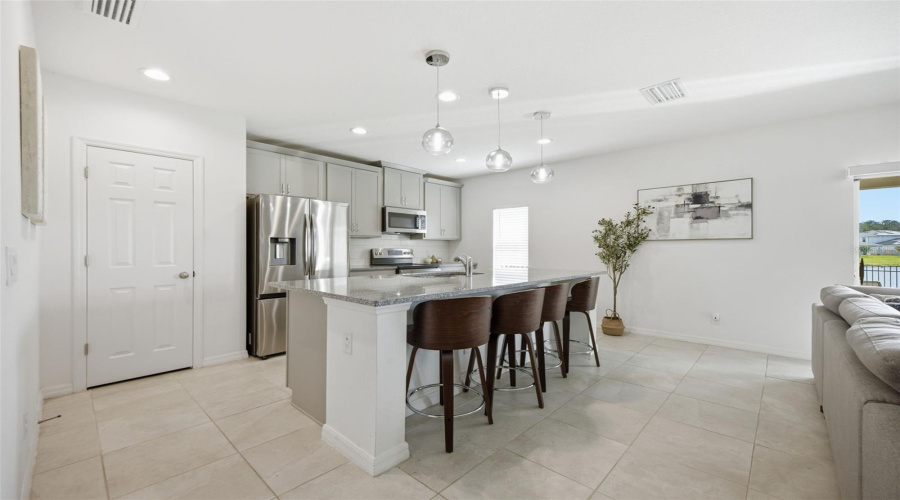 KISSIMMEE, Florida 34746, 4 Bedrooms Bedrooms, ,2 BathroomsBathrooms,Residential,For Sale,WOODMONT,0,MFRA4702424