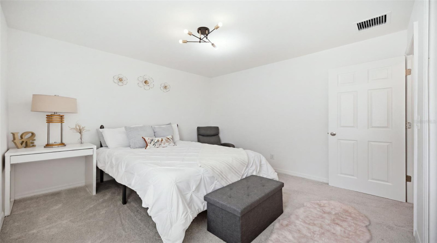 KISSIMMEE, Florida 34746, 4 Bedrooms Bedrooms, ,2 BathroomsBathrooms,Residential,For Sale,WOODMONT,0,MFRA4702424