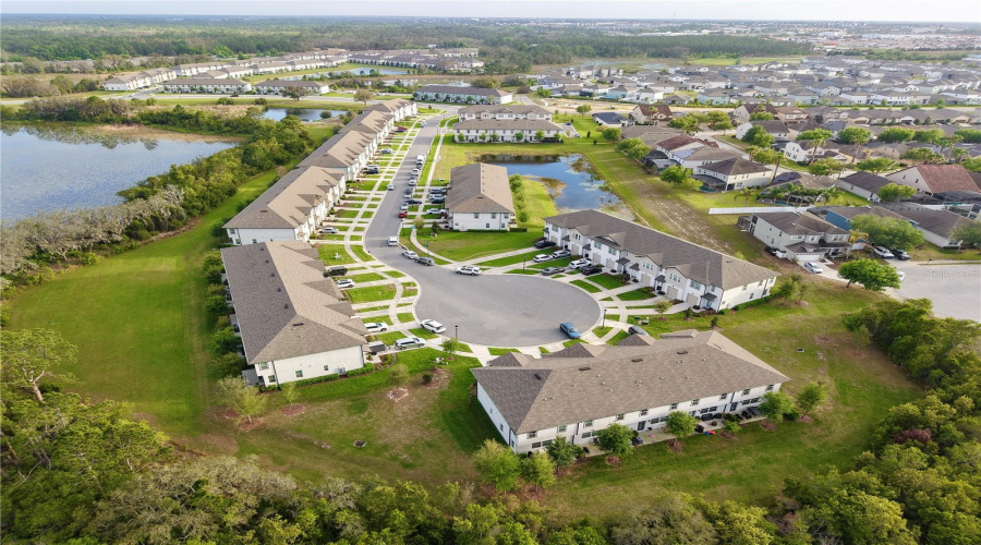 DAVENPORT, Florida 33896, 3 Bedrooms Bedrooms, ,2 BathroomsBathrooms,Residential,For Sale,DISCOVERY,0,MFRO6397625