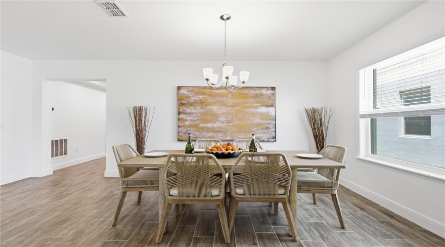 DAVENPORT, Florida 33837, 4 Bedrooms Bedrooms, ,3 BathroomsBathrooms,Residential,For Sale,OAK BLUFF,0,MFRO6424339