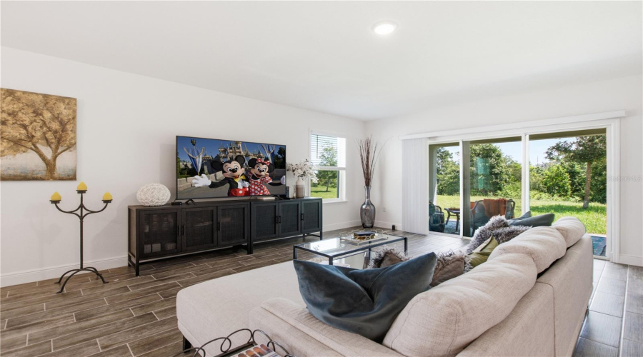 DAVENPORT, Florida 33837, 4 Bedrooms Bedrooms, ,3 BathroomsBathrooms,Residential,For Sale,OAK BLUFF,0,MFRO6424339