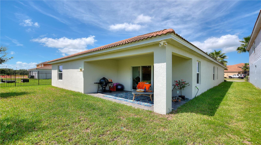 DAVENPORT, Florida 33837, 4 Bedrooms Bedrooms, ,3 BathroomsBathrooms,Residential,For Sale,OAK BLUFF,0,MFRO6424339
