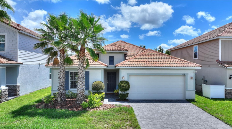 DAVENPORT, Florida 33837, 4 Bedrooms Bedrooms, ,3 BathroomsBathrooms,Residential,For Sale,OAK BLUFF,0,MFRO6424339