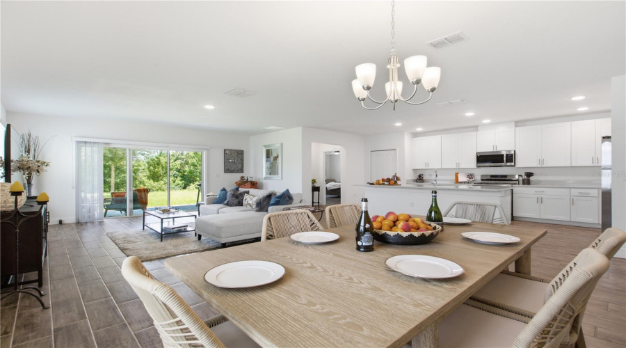 DAVENPORT, Florida 33837, 4 Bedrooms Bedrooms, ,3 BathroomsBathrooms,Residential,For Sale,OAK BLUFF,0,MFRO6424339