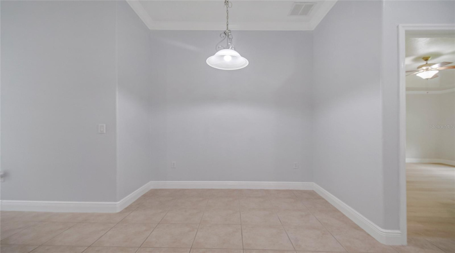 KISSIMMEE, Florida 34746, 4 Bedrooms Bedrooms, ,2 BathroomsBathrooms,Residential,For Sale,THE OAKS,0,MFRO6431874