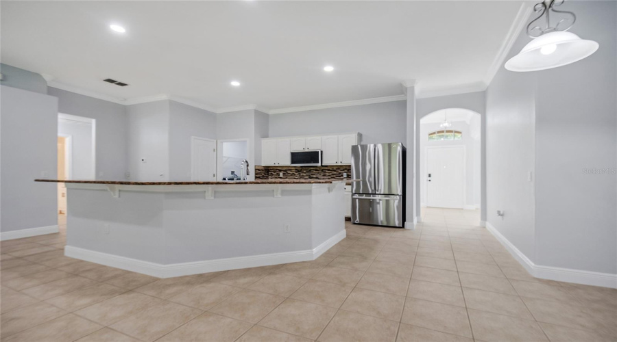KISSIMMEE, Florida 34746, 4 Bedrooms Bedrooms, ,2 BathroomsBathrooms,Residential,For Sale,THE OAKS,0,MFRO6431874