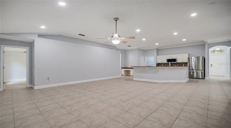 KISSIMMEE, Florida 34746, 4 Bedrooms Bedrooms, ,2 BathroomsBathrooms,Residential,For Sale,THE OAKS,0,MFRO6431874