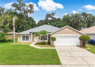 KISSIMMEE, Florida 34746, 4 Bedrooms Bedrooms, ,2 BathroomsBathrooms,Residential,For Sale,THE OAKS,0,MFRO6431874
