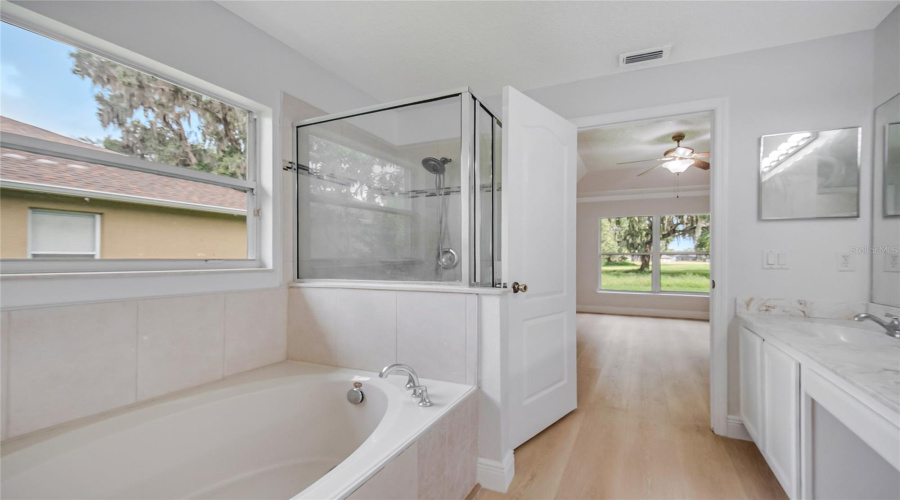 KISSIMMEE, Florida 34746, 4 Bedrooms Bedrooms, ,2 BathroomsBathrooms,Residential,For Sale,THE OAKS,0,MFRO6431874