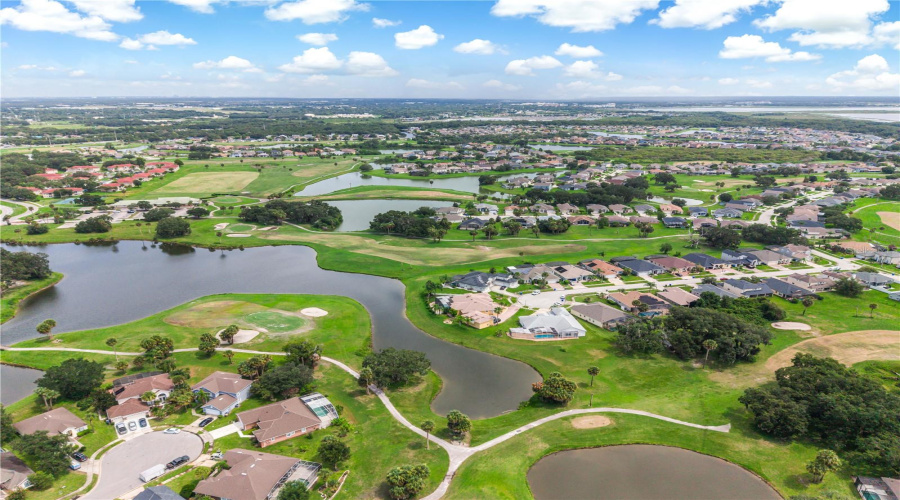 KISSIMMEE, Florida 34746, 4 Bedrooms Bedrooms, ,2 BathroomsBathrooms,Residential,For Sale,THE OAKS,0,MFRO6431874