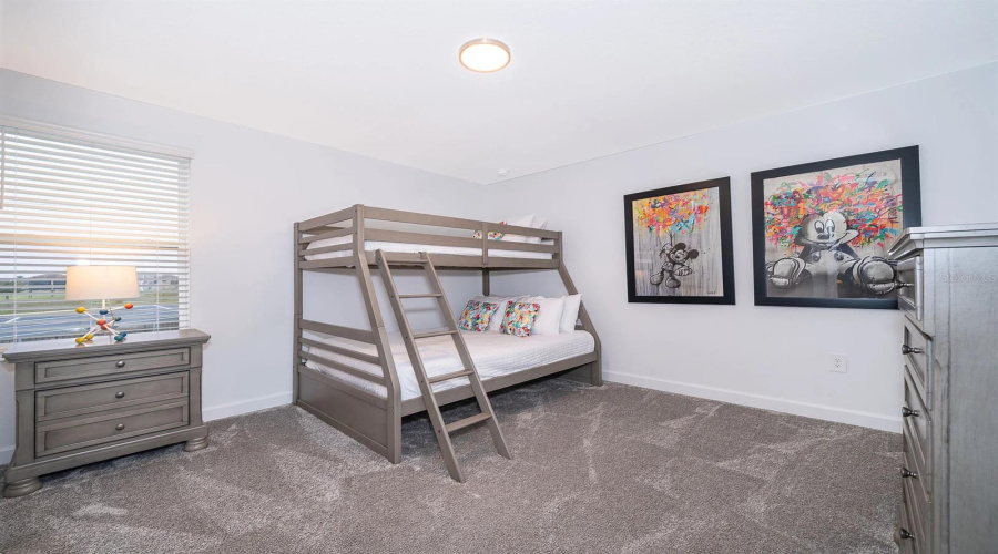 DAVENPORT, Florida 33896, 8 Bedrooms Bedrooms, ,5 BathroomsBathrooms,Residential,For Sale,SOMMERSET HILLS,0,MFRO6431652