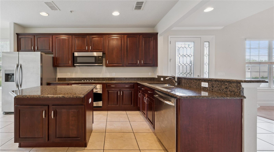 DAVENPORT, Florida 33896, 3 Bedrooms Bedrooms, ,2 BathroomsBathrooms,Residential,For Sale,MILLEDGE,0,MFRO6431689