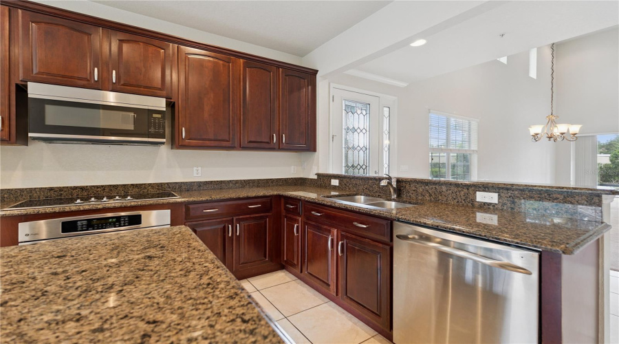 DAVENPORT, Florida 33896, 3 Bedrooms Bedrooms, ,2 BathroomsBathrooms,Residential,For Sale,MILLEDGE,0,MFRO6431689