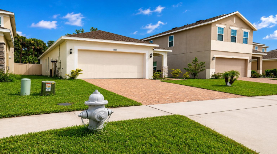 KISSIMMEE, Florida 34746, 3 Bedrooms Bedrooms, ,2 BathroomsBathrooms,Residential,For Sale,ROYAL POINT,0,MFRS5155361