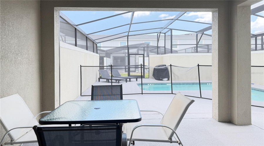 KISSIMMEE, Florida 34746, 4 Bedrooms Bedrooms, ,3 BathroomsBathrooms,Residential,For Sale,PARAGRAPH,0,MFRO6432816
