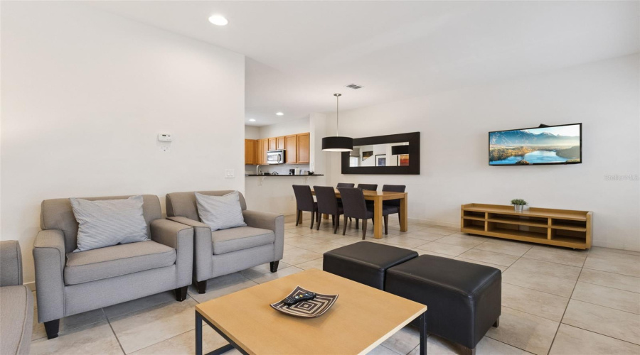 KISSIMMEE, Florida 34746, 2 Bedrooms Bedrooms, ,2 BathroomsBathrooms,Residential,For Sale,COUPE,0,MFRO6432726