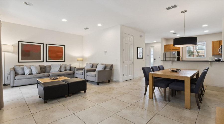 KISSIMMEE, Florida 34746, 2 Bedrooms Bedrooms, ,2 BathroomsBathrooms,Residential,For Sale,COUPE,0,MFRO6432726