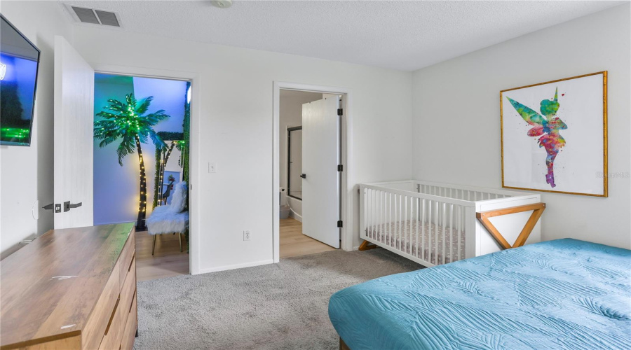 DAVENPORT, Florida 33897, 6 Bedrooms Bedrooms, ,4 BathroomsBathrooms,Residential,For Sale,NAZHA,0,MFRO6432646